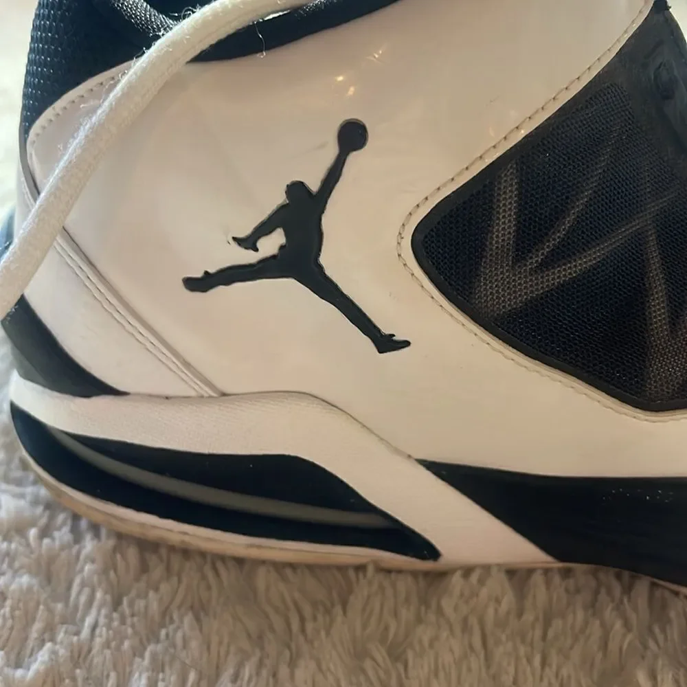 Nike air Jordans 2011 sneakers size 10.5